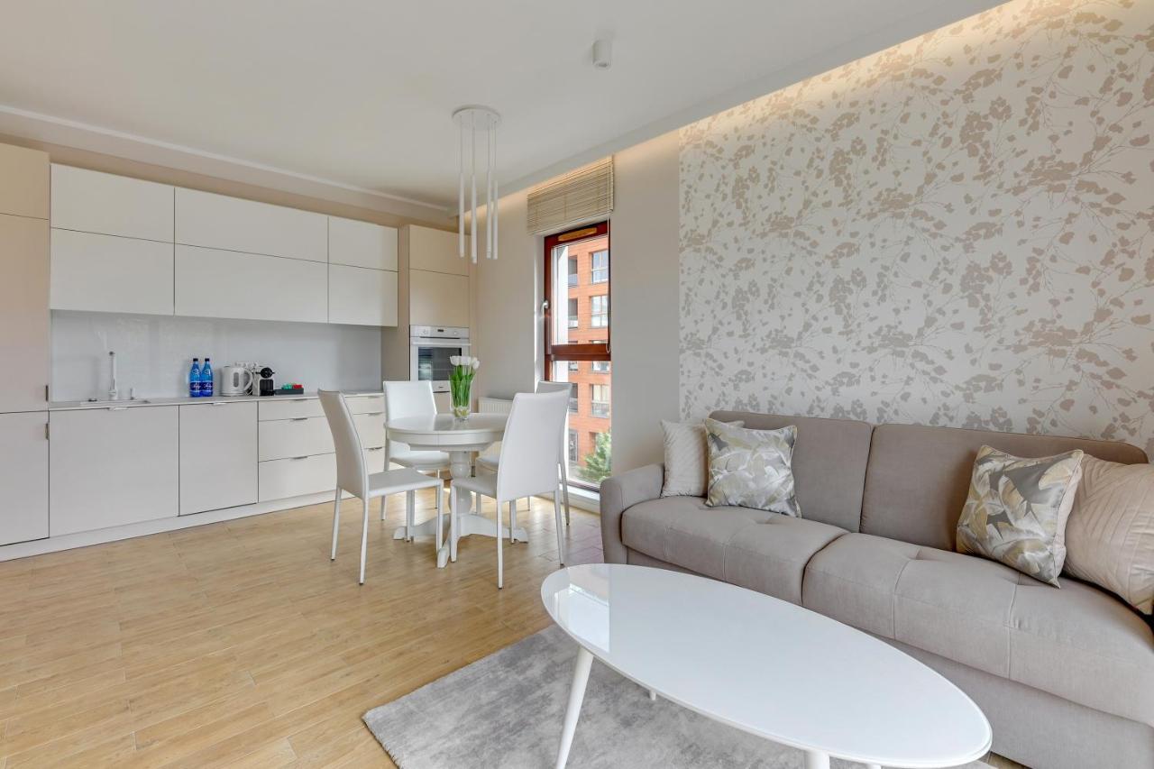 Aura III Apartments & Free Parking By Downtown Apartments Gdansk Dış mekan fotoğraf