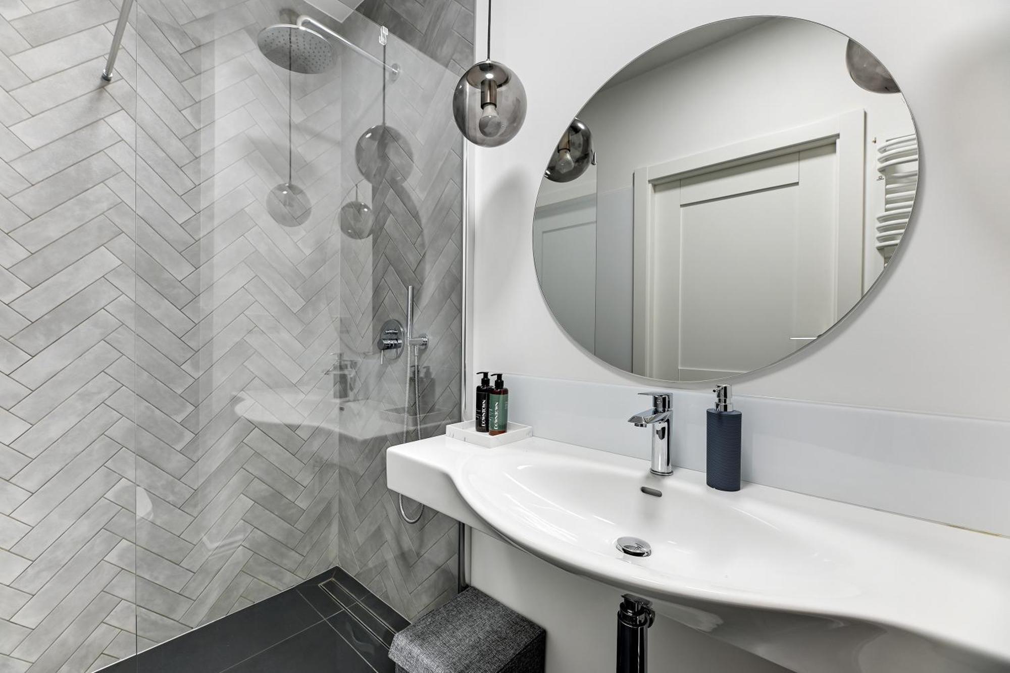Aura III Apartments & Free Parking By Downtown Apartments Gdansk Oda fotoğraf
